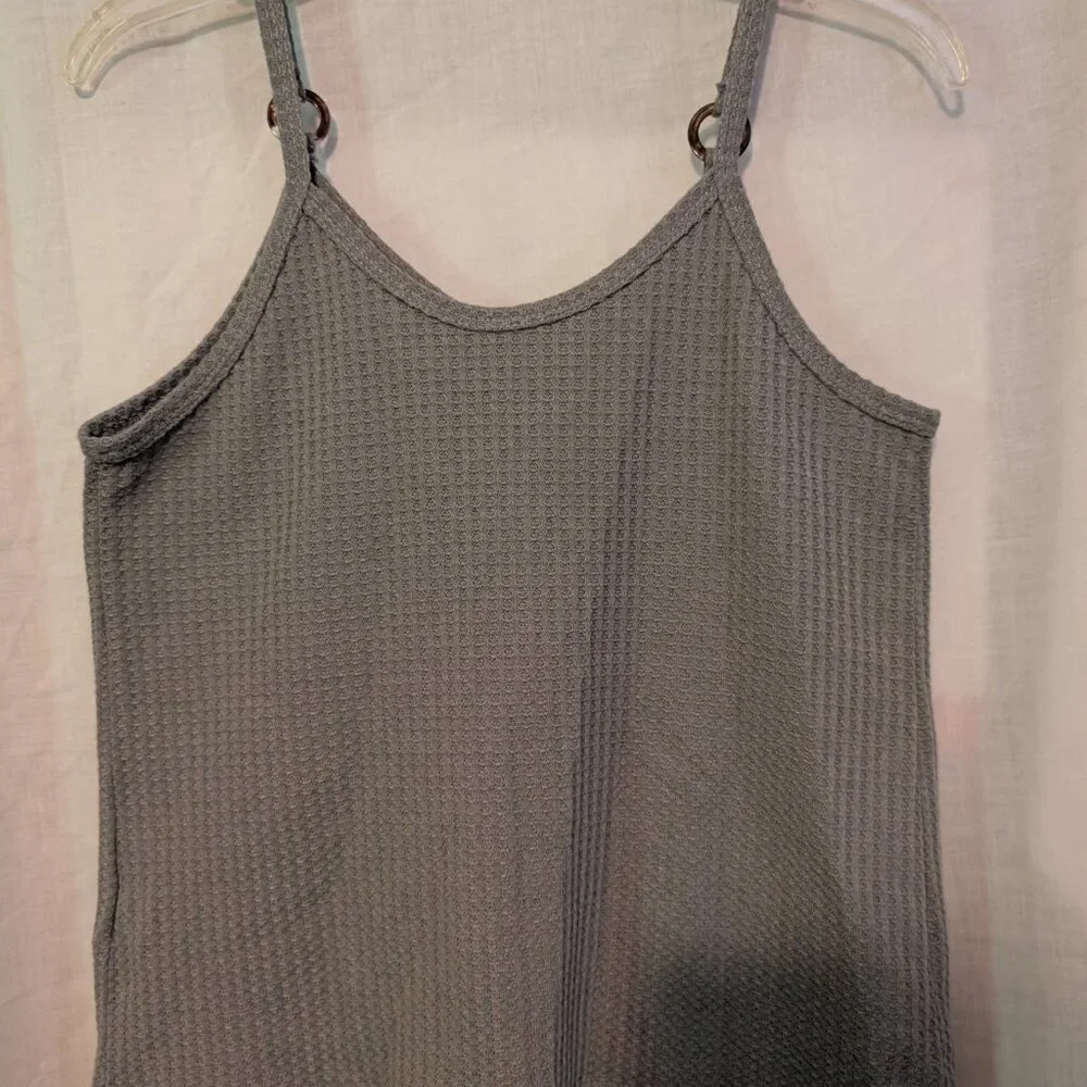 Shein Gray Knit Tank Top, Size Medium - Picture 3 of 11